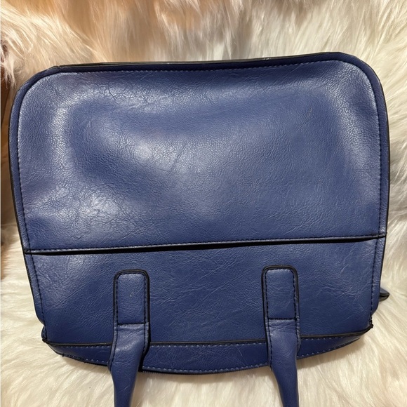 London Fog Elegant Blue Handbag - Picture 7 of 11